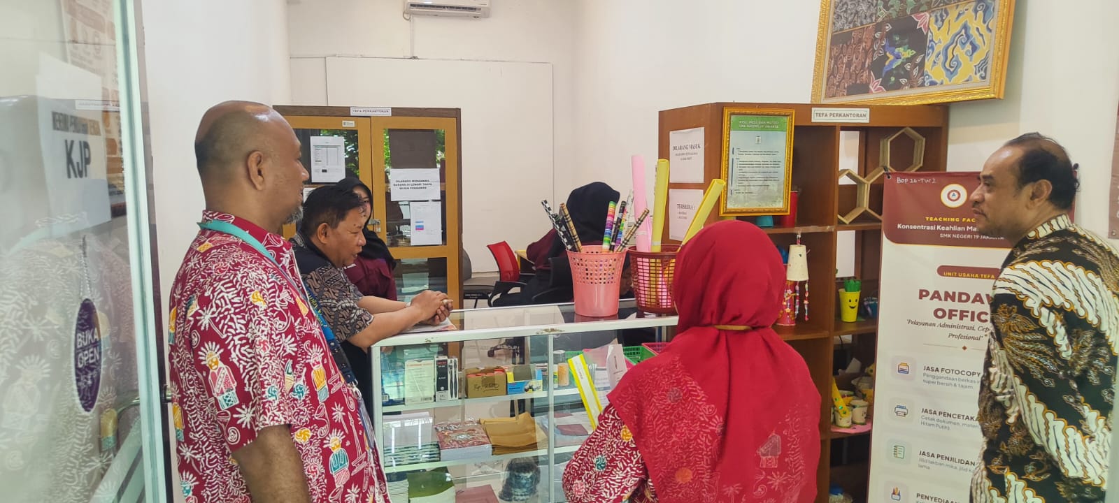 Visitasi Reakreditasi SMKN 19