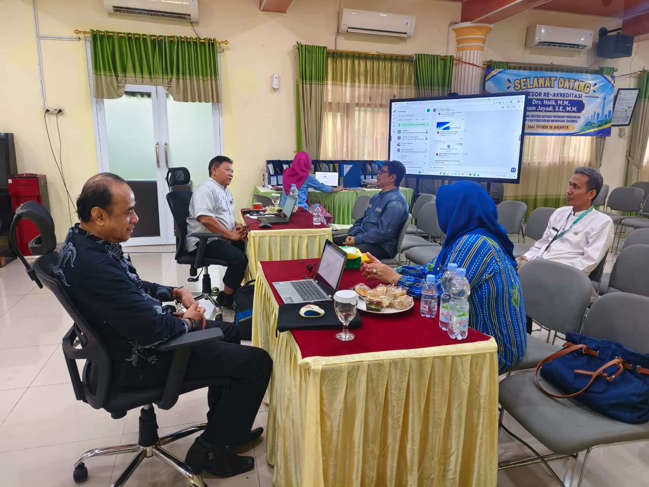 Visitasi Reakreditasi SMKN 19