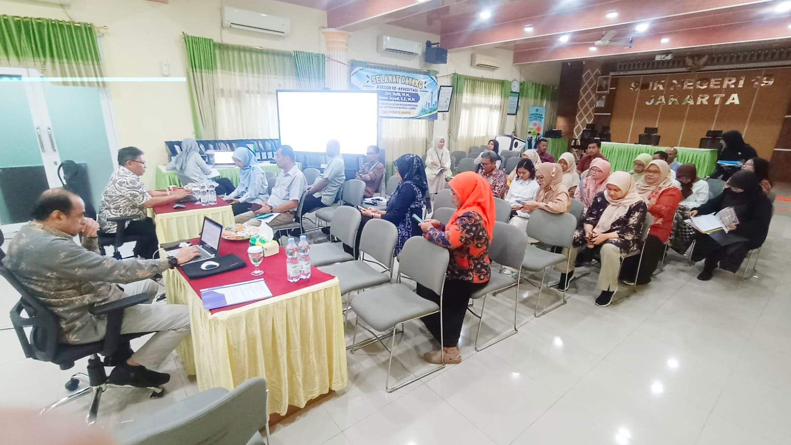 Visitasi Reakreditasi SMKN 19