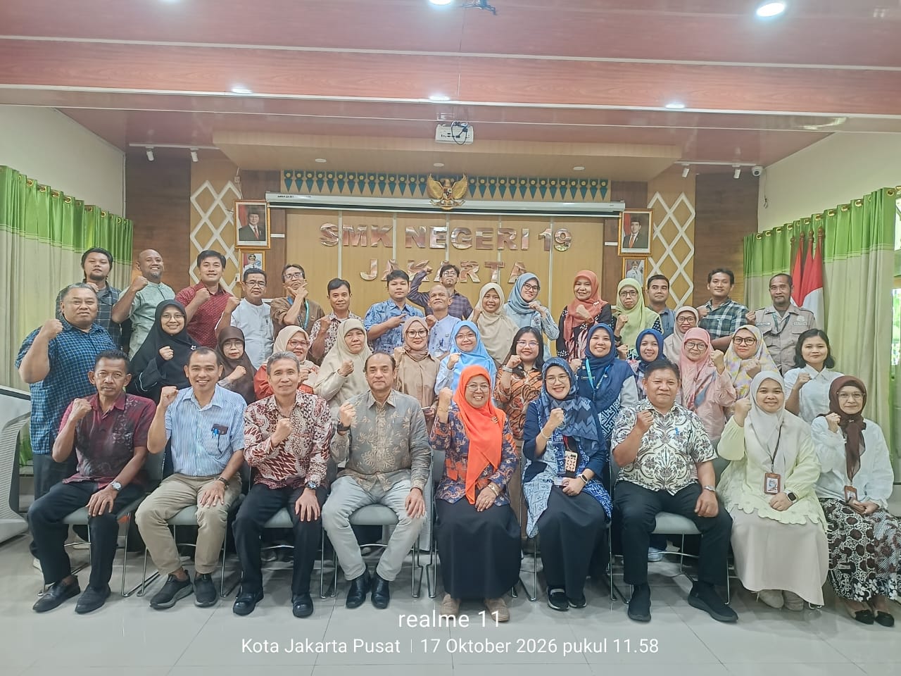 Visitasi Reakreditasi SMKN 19